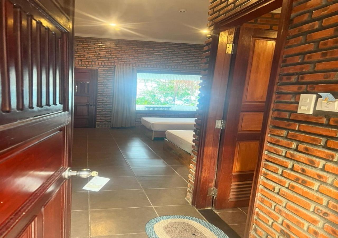 Wild Beach Boutique Resort Ninh Phuoc Exterior photo
